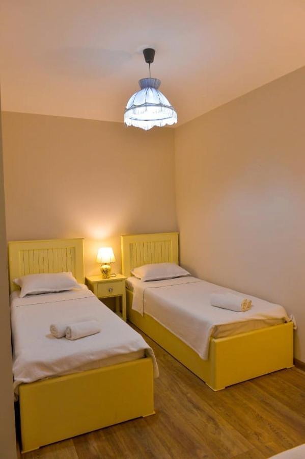Hotel Mebo House Kutaisi Esterno foto