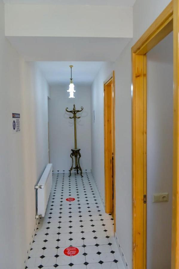 Hotel Mebo House Kutaisi Esterno foto