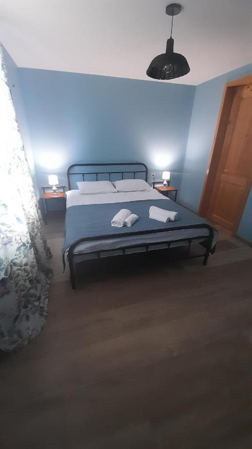 Hotel Mebo House Kutaisi Esterno foto