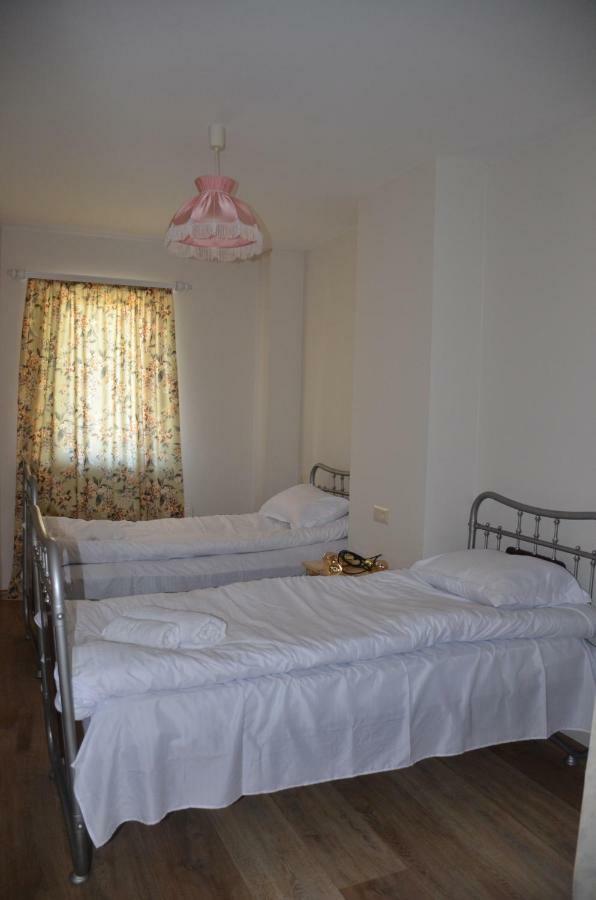 Hotel Mebo House Kutaisi Esterno foto